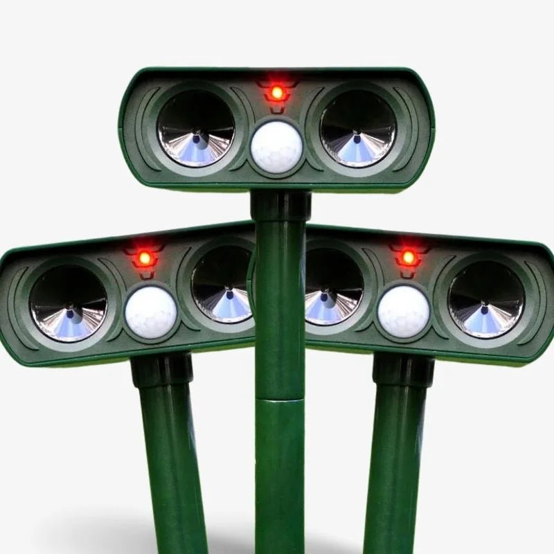 Ultrasonic Solar Pest Repeller Long Range Outdoor Garden BUY 3 Repellers - Tophatter Daily Deals
