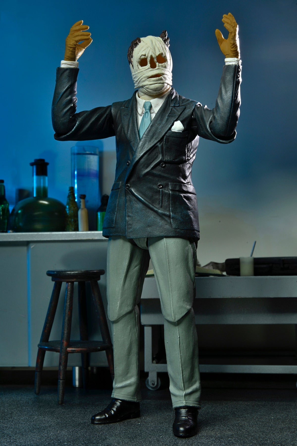 Universal Monsters – Ultimate Invisible Man (Colour) Action Figure Action Figure - Tophatter Daily Deals