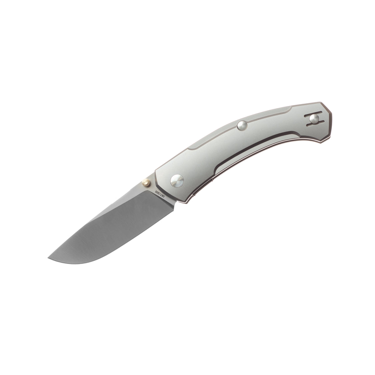 GiantMouse ACE Iona V2 - Titanium - Liner Lock - CPM-MagnaCut Knives - Tophatter Daily Deals