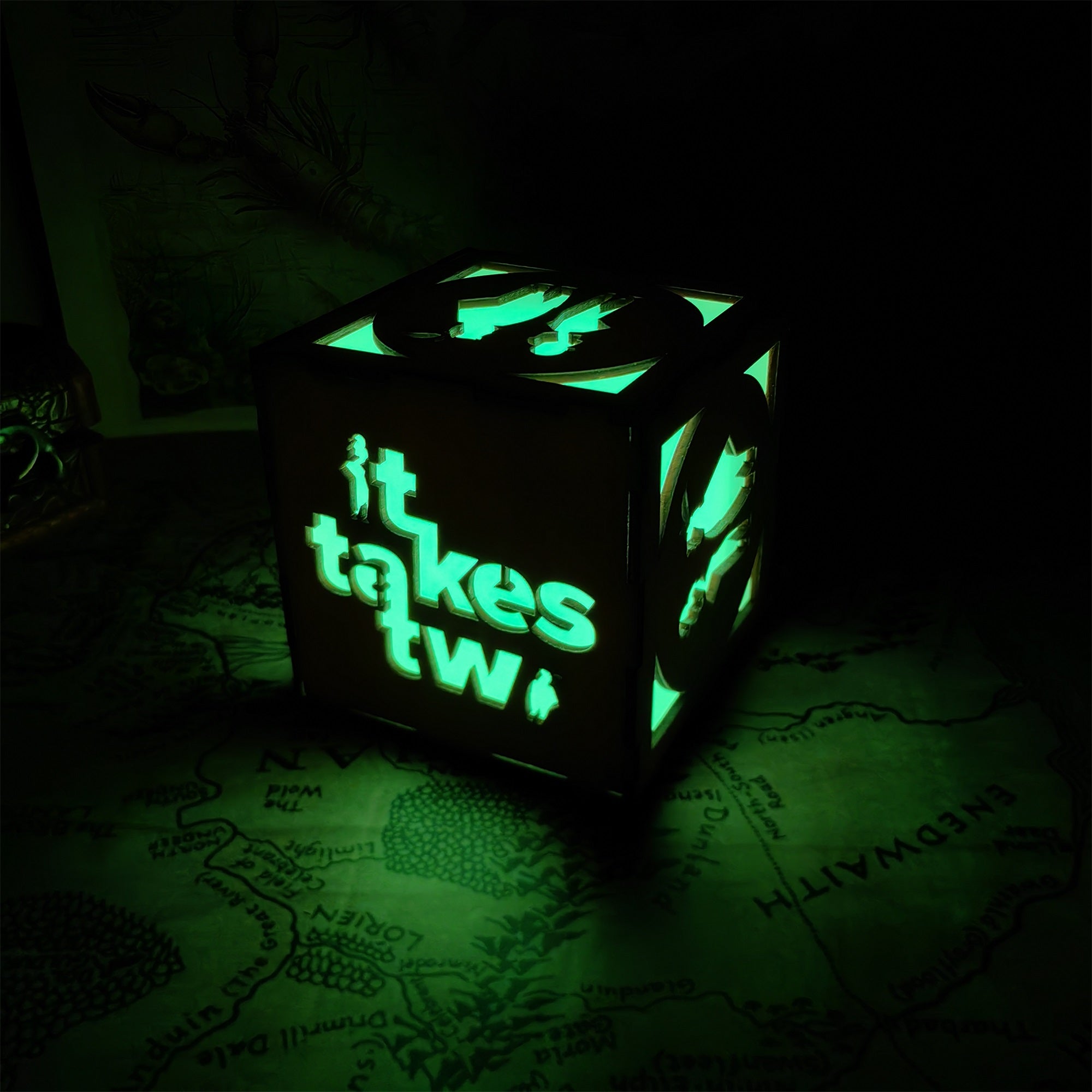 It Takes Two Inspired Lantern Desk Decor - Tophatter Daily Deals