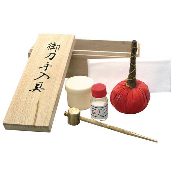 Deluxe Sword Cleaning Kit Collectible Weapons - Tophatter Daily Deals