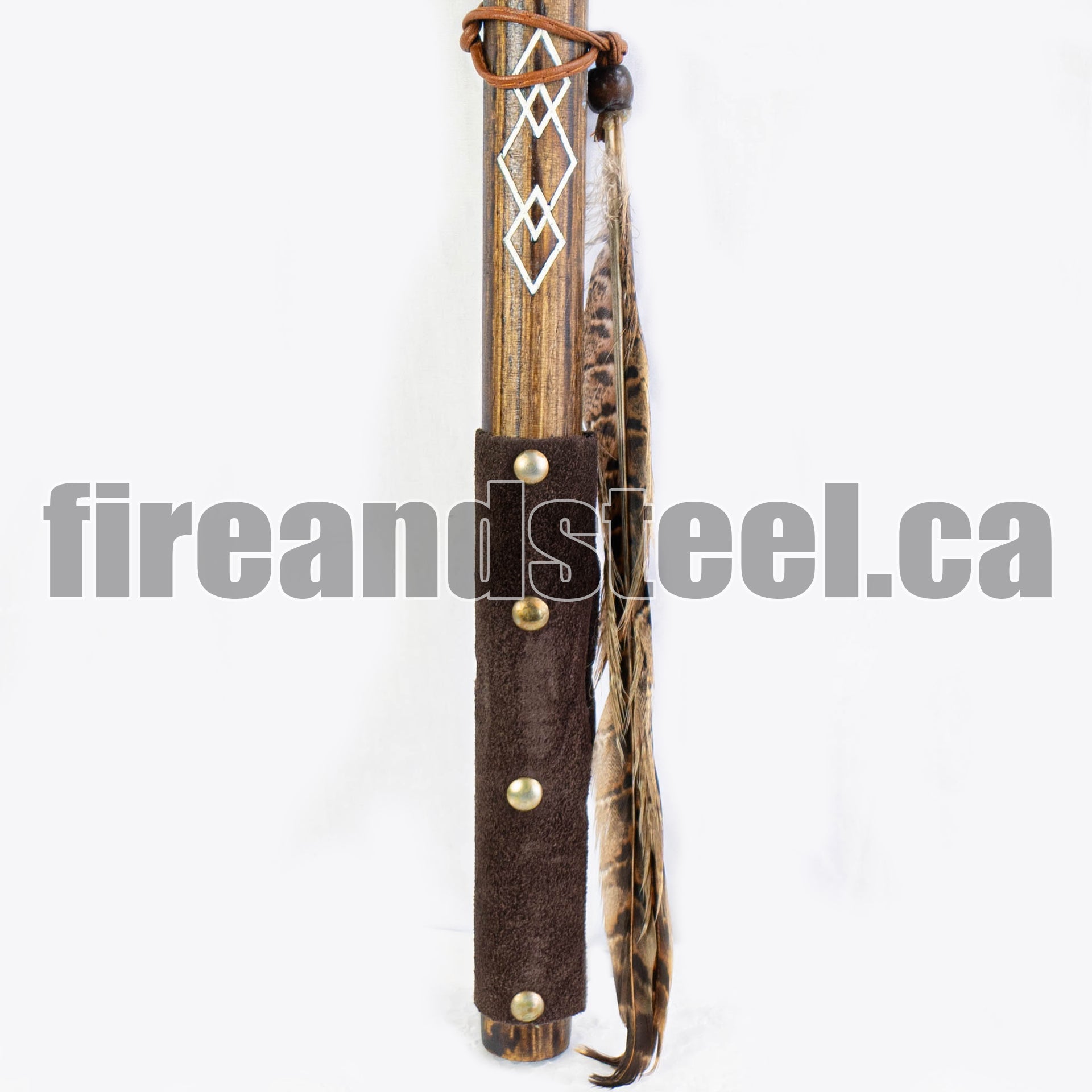 Connor's Tomahawk Video Game Sword - Tophatter Daily Deals