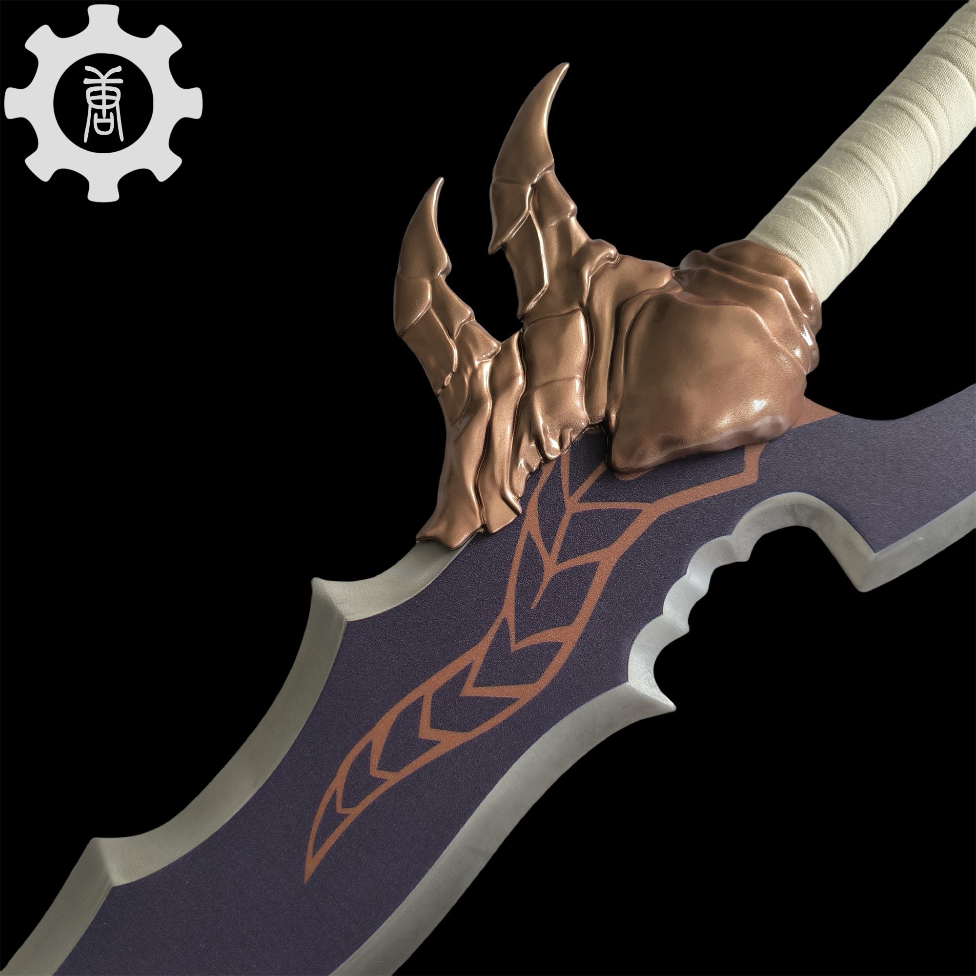Kasaka's Venom Fang Dagger & Knight Killer Dagger Life-Size Metal Replica - Tophatter Daily Deals