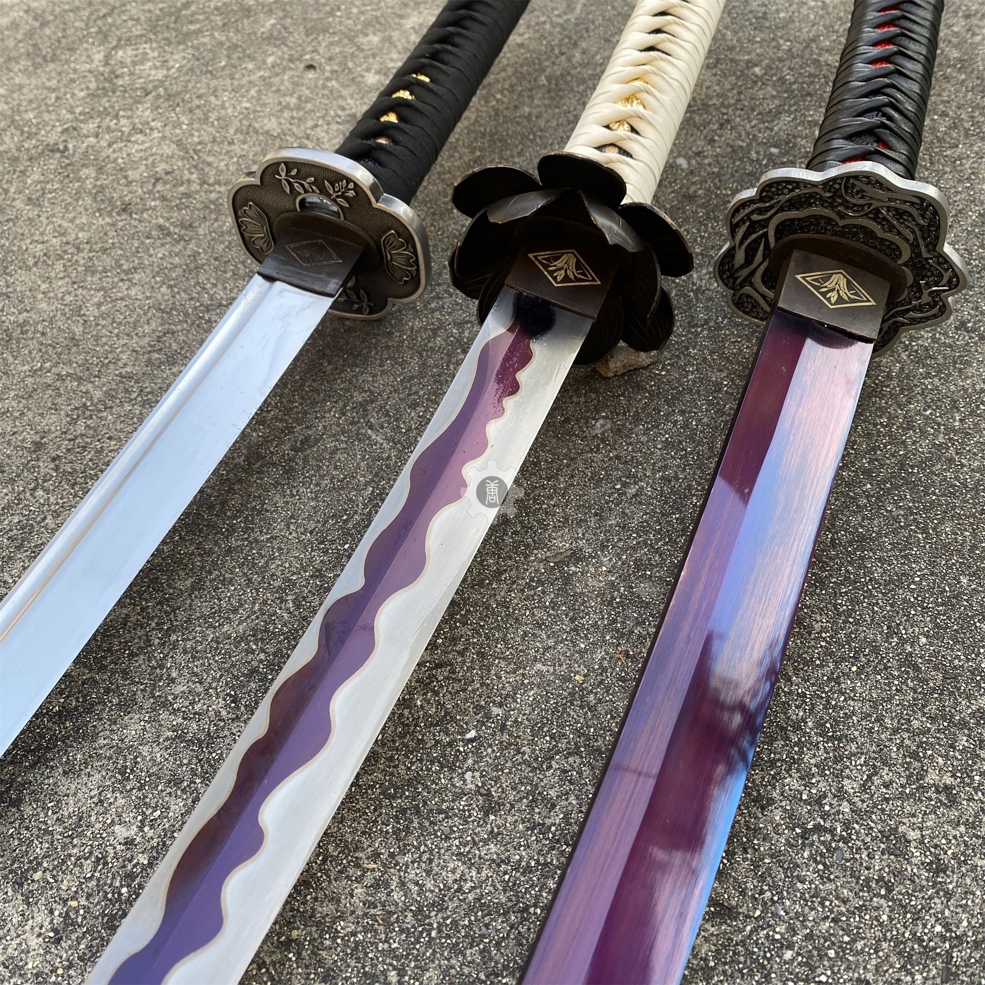 Life-Size Kusabimaru Katana, Gracious Gift of Tears, Black Mortal Blade Replicas - Tophatter Daily Deals