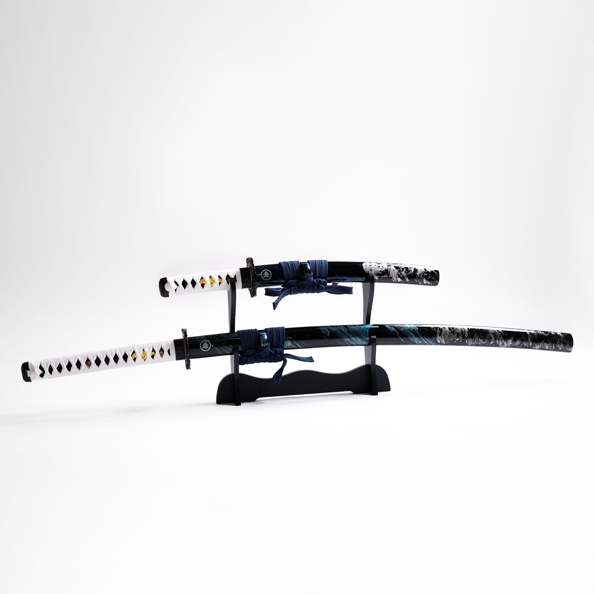 Jin Sakai's Sakai Katana and Tanto Set (Battle Ready) Video Game Sword - Tophatter Daily Deals