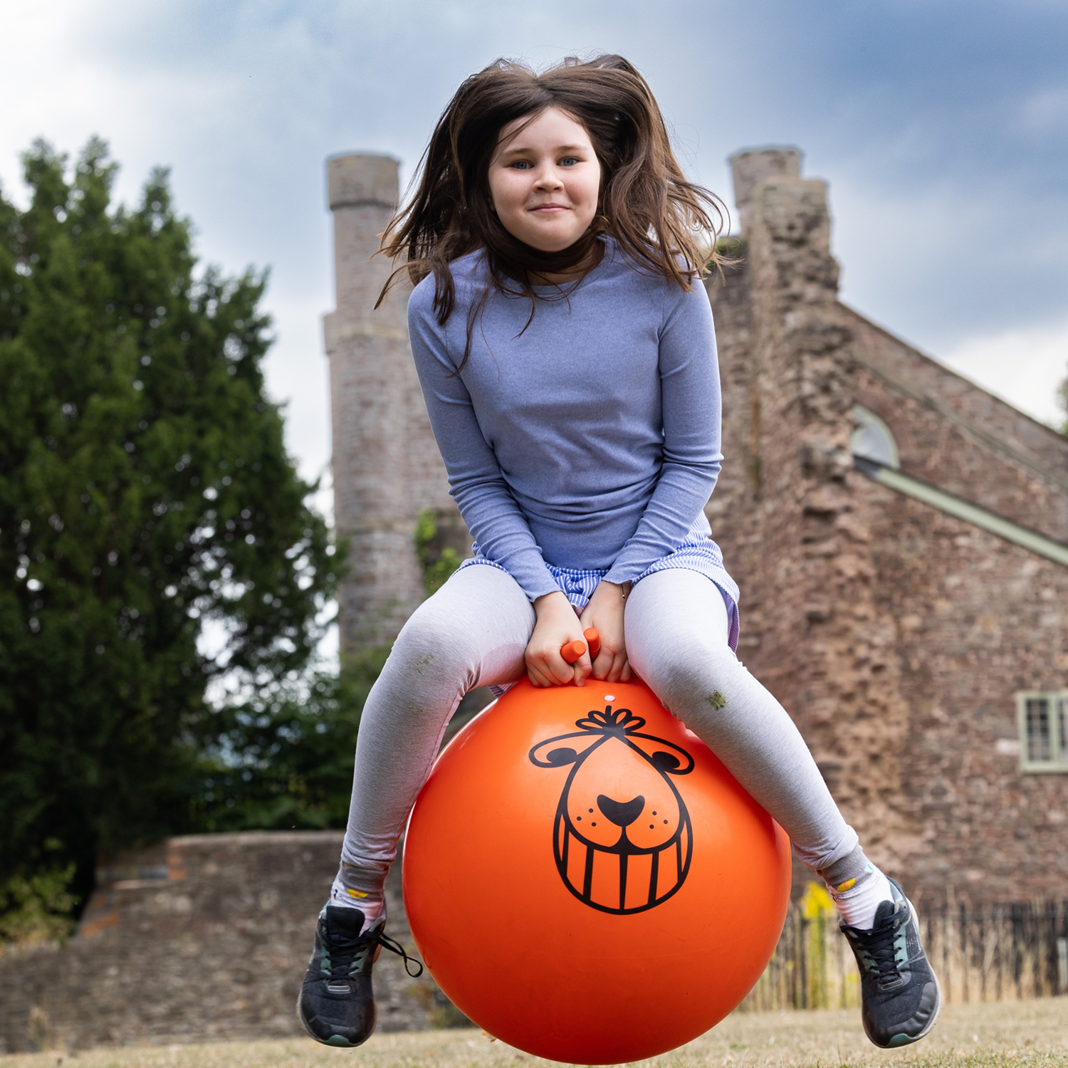 Space Hopper Ball – Retro Bouncing Toy for Kids & Adults | 60CM/80CM with Free Pump Sports Toys - Tophatter Daily Deals