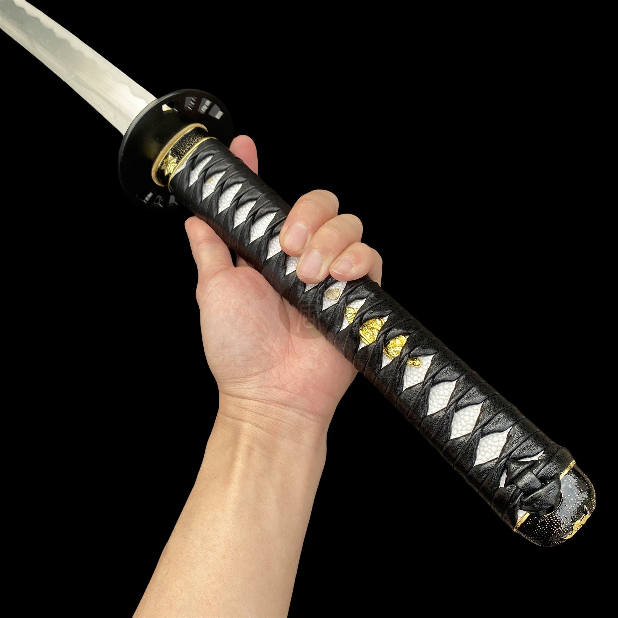 IRL Uma Thurman Katana Carbon Steel Samurai Sword - Tophatter Daily Deals