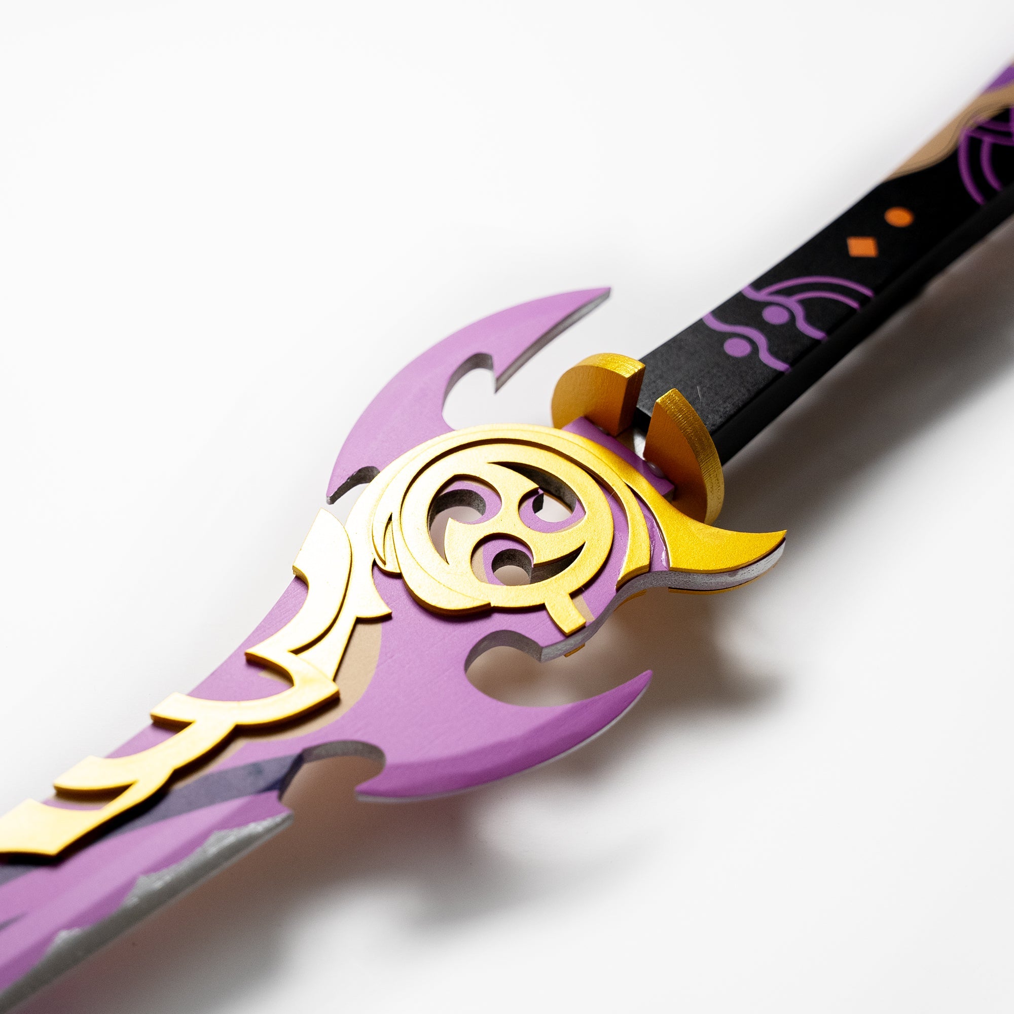 Kamisato Ayaka's "Kirigiri no Kaikou" Mistsplitter Reforged (wood) Video Game Sword - Tophatter Daily Deals