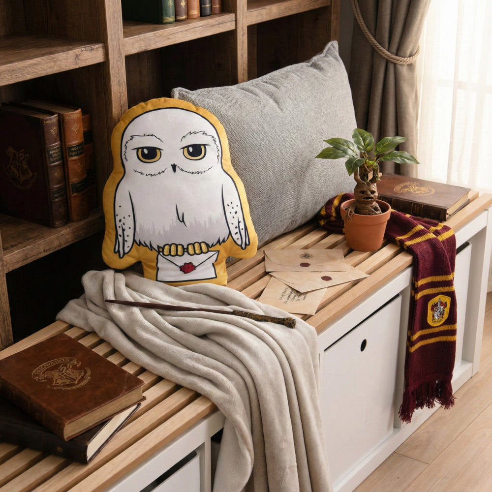 Harry Potter – Hedwig Cushion Cushion - Tophatter Daily Deals