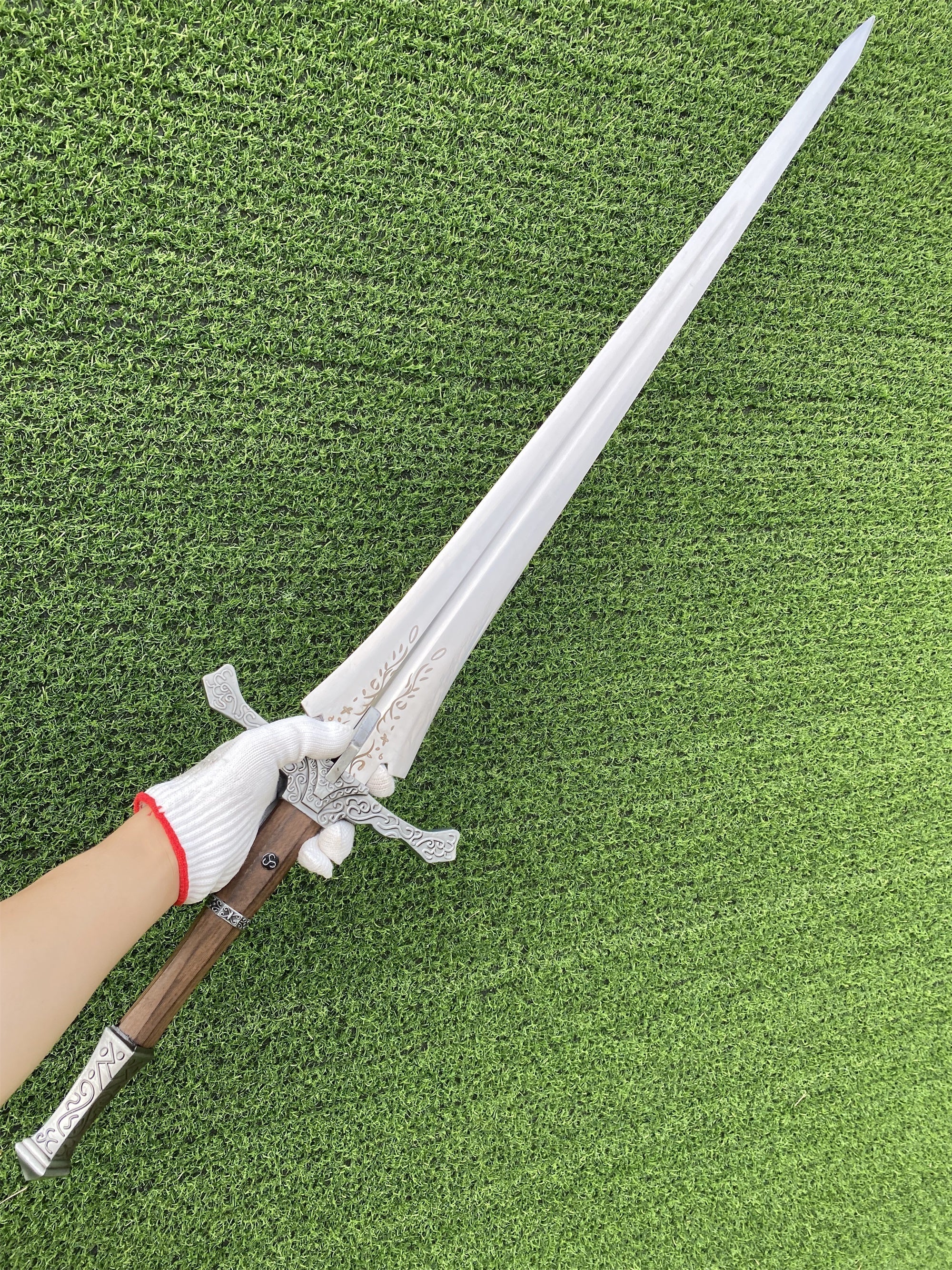 Knight's Greatsword Life-Size Metal Replica - Tophatter Daily Deals