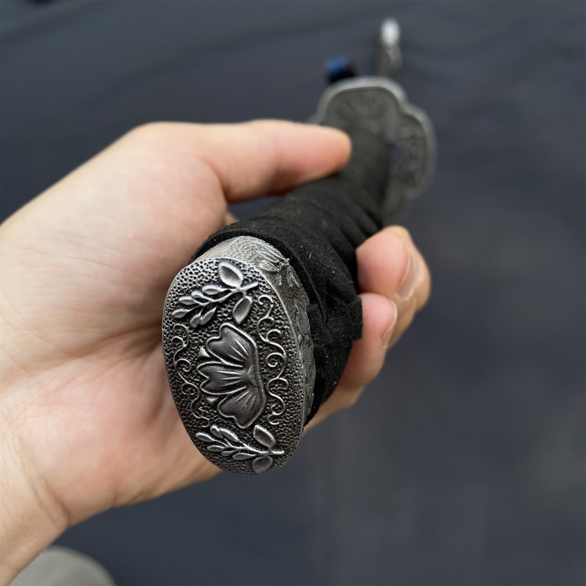 High-End Carbon Steel Sekiro Kusabimaru Katana In Real Life - Tophatter Daily Deals