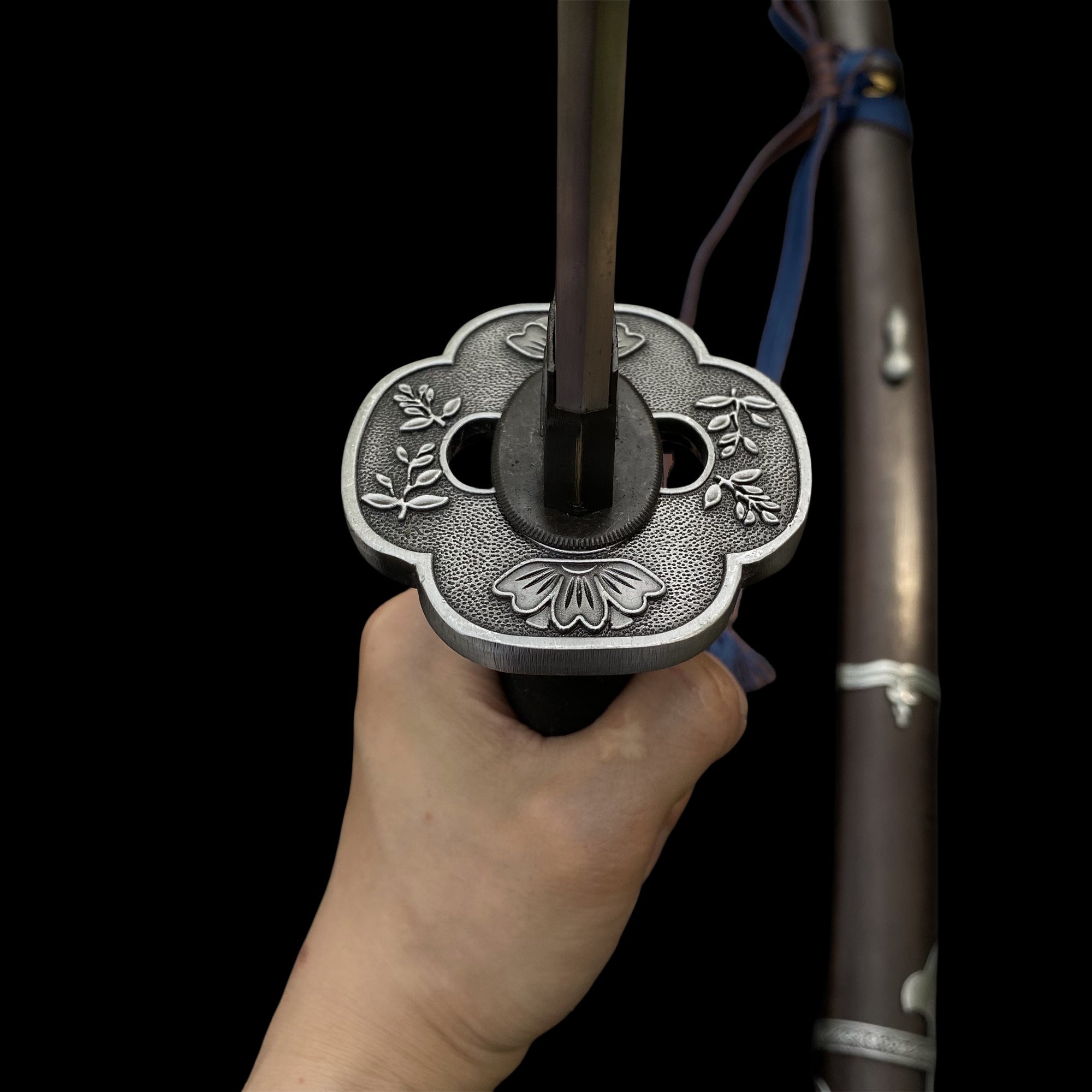 High-End Carbon Steel Sekiro Kusabimaru Katana In Real Life - Tophatter Daily Deals