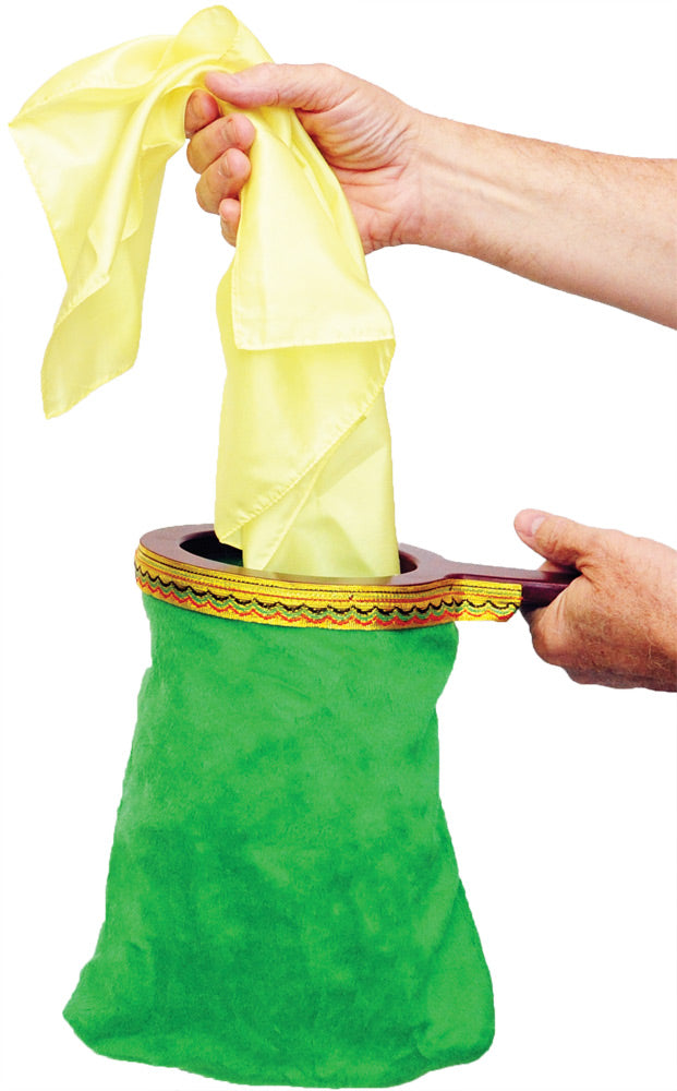 P & L Zipper Change Bag Magic Tricks & Supplies - Tophatter Daily Deals
