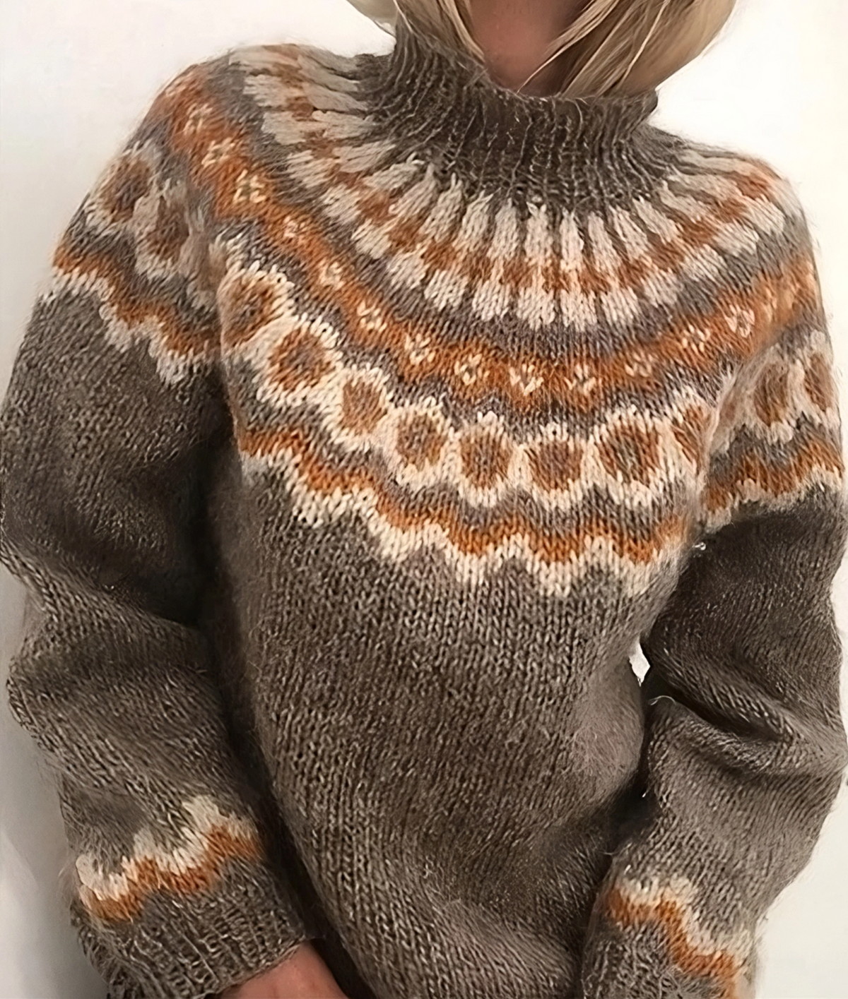 Insulating Women's Turtleneck Sweater - Cozy Wool Winter - Tophatter Daily Deals
