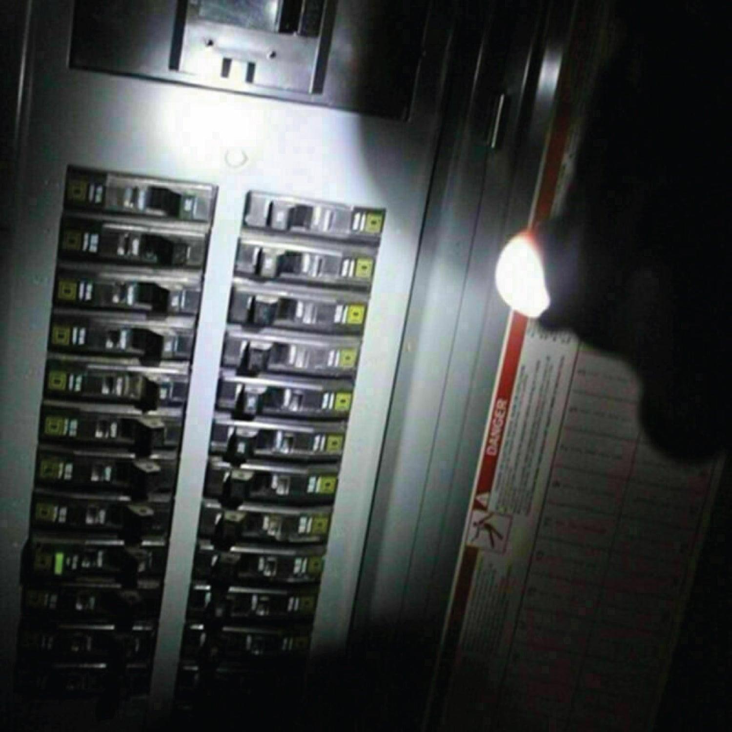 Gloves With Lights on Fingers - 1 Pair Finger Gloves with LED Light Flashlight Tools Outdoor Gear Rescue Torch Handy Mechanic Tool Night Fishing Light Gloves - Tophatter Daily Deals