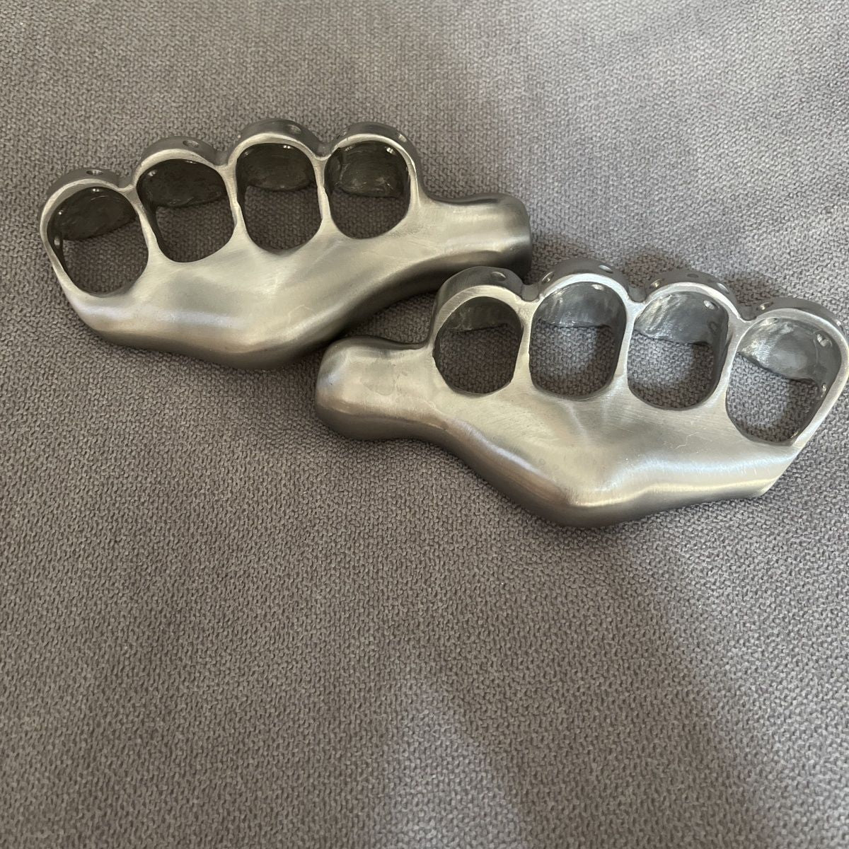 Left and Right Hand Stainless Steel Knuckle Duster Boxing Self Defense Four Finger Buckle Window Breaker Outdoor EDC Tool - Tophatter Daily Deals