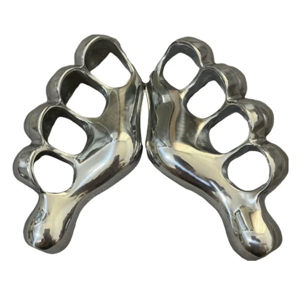 Four-finger polished fist buckle - Tophatter Daily Deals