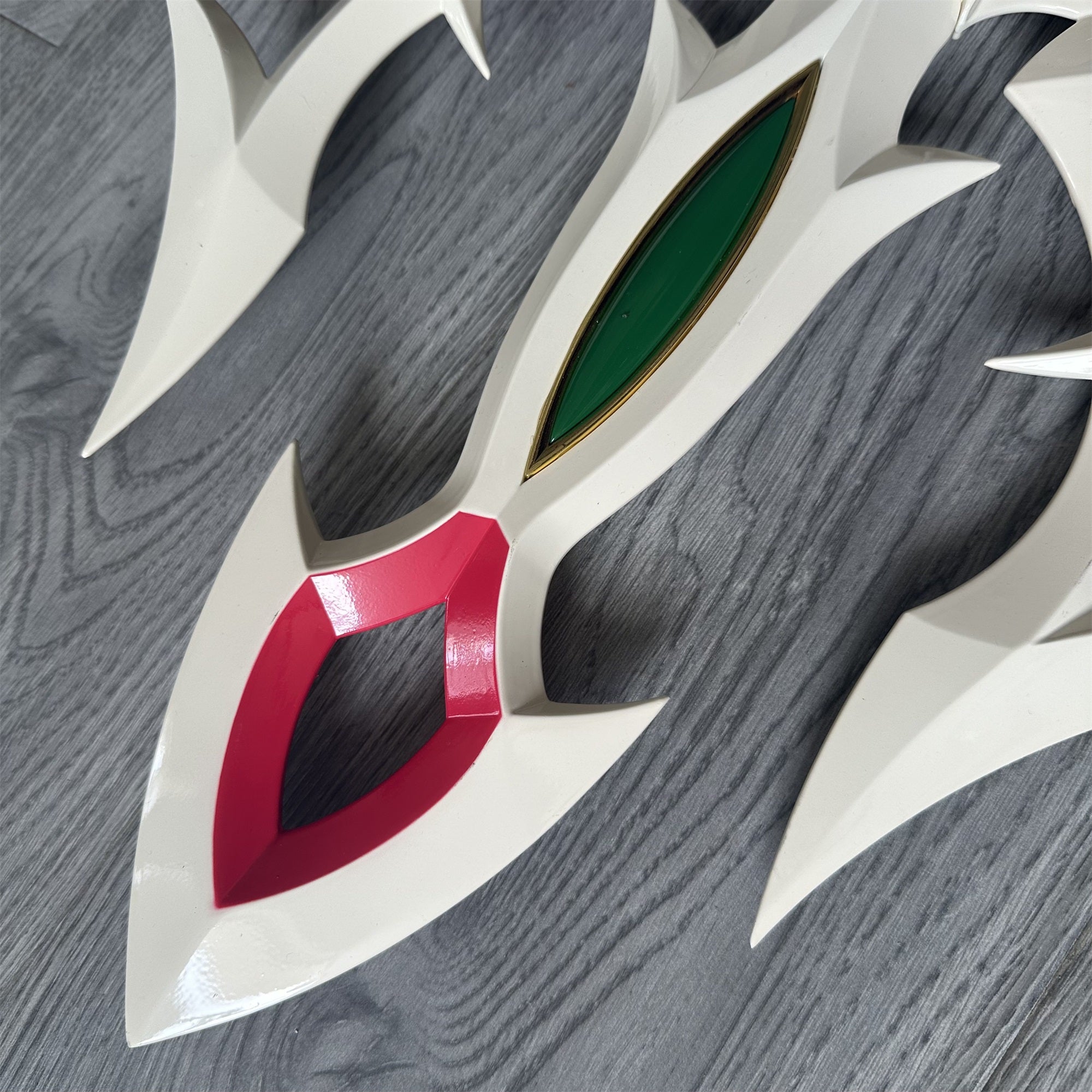 Lightscale Trident Real Life Metal Replica 73