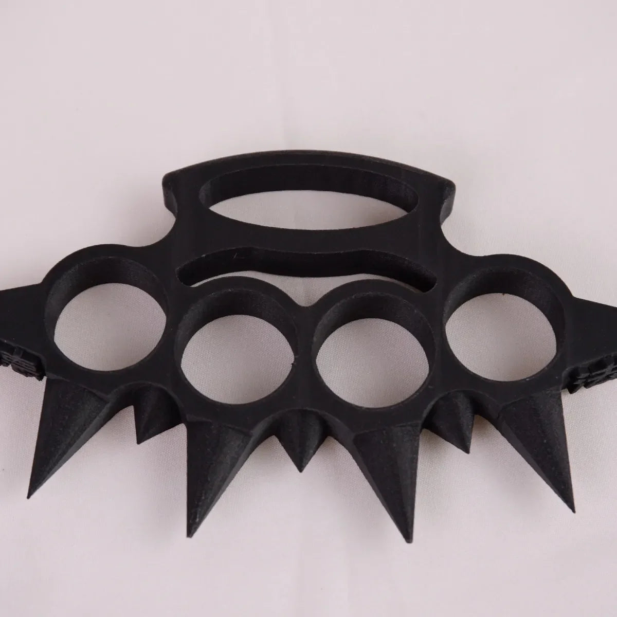 Lightweight Carbon Fiber Knuckle Duster - Self-Defense EDC - Tophatter Daily Deals