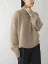 Soft Cozy Women’s Turtleneck Sweater - Oversized Knit - Tophatter Daily Deals