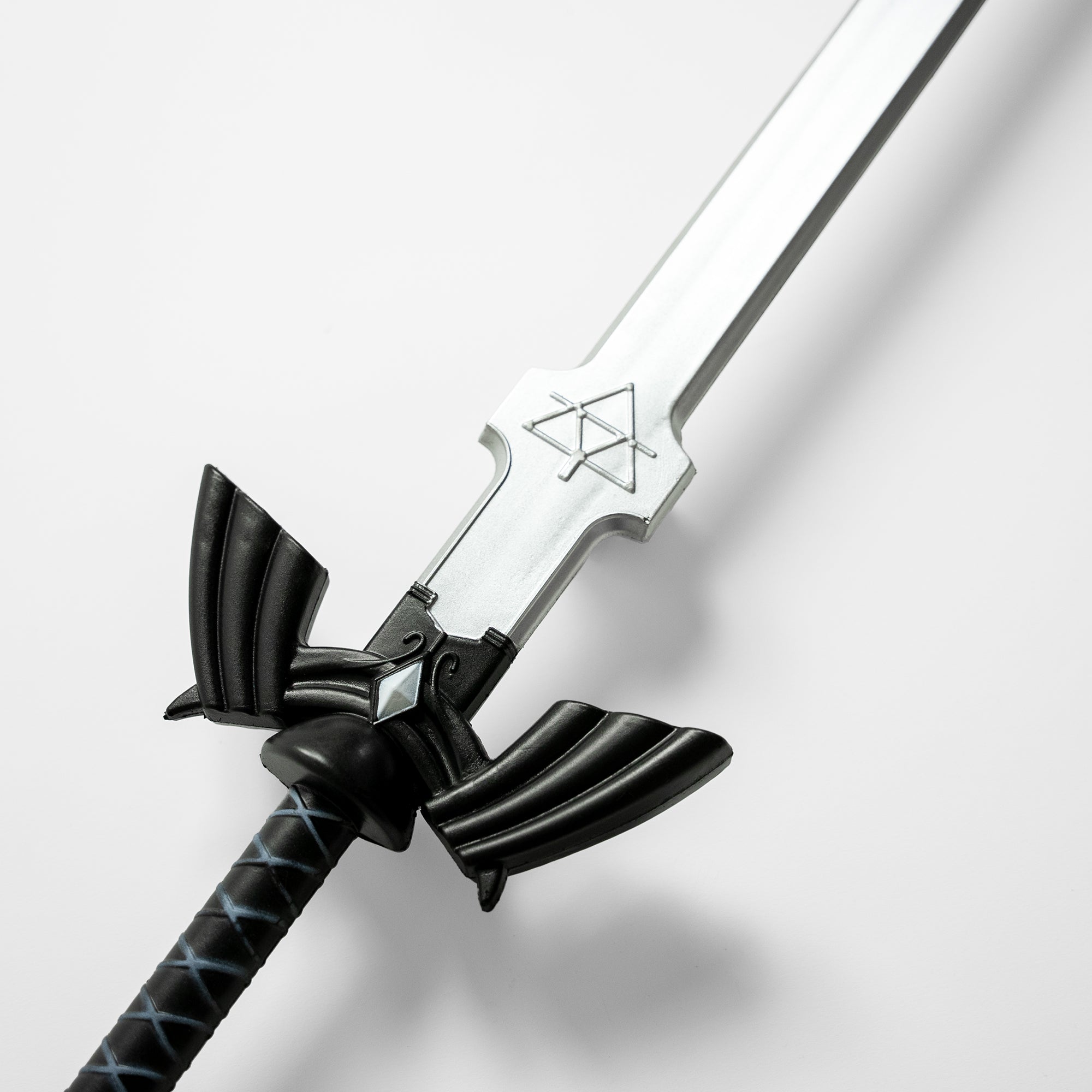 Link's Master Sword (High Density Foam) Video Game Sword - Tophatter Daily Deals