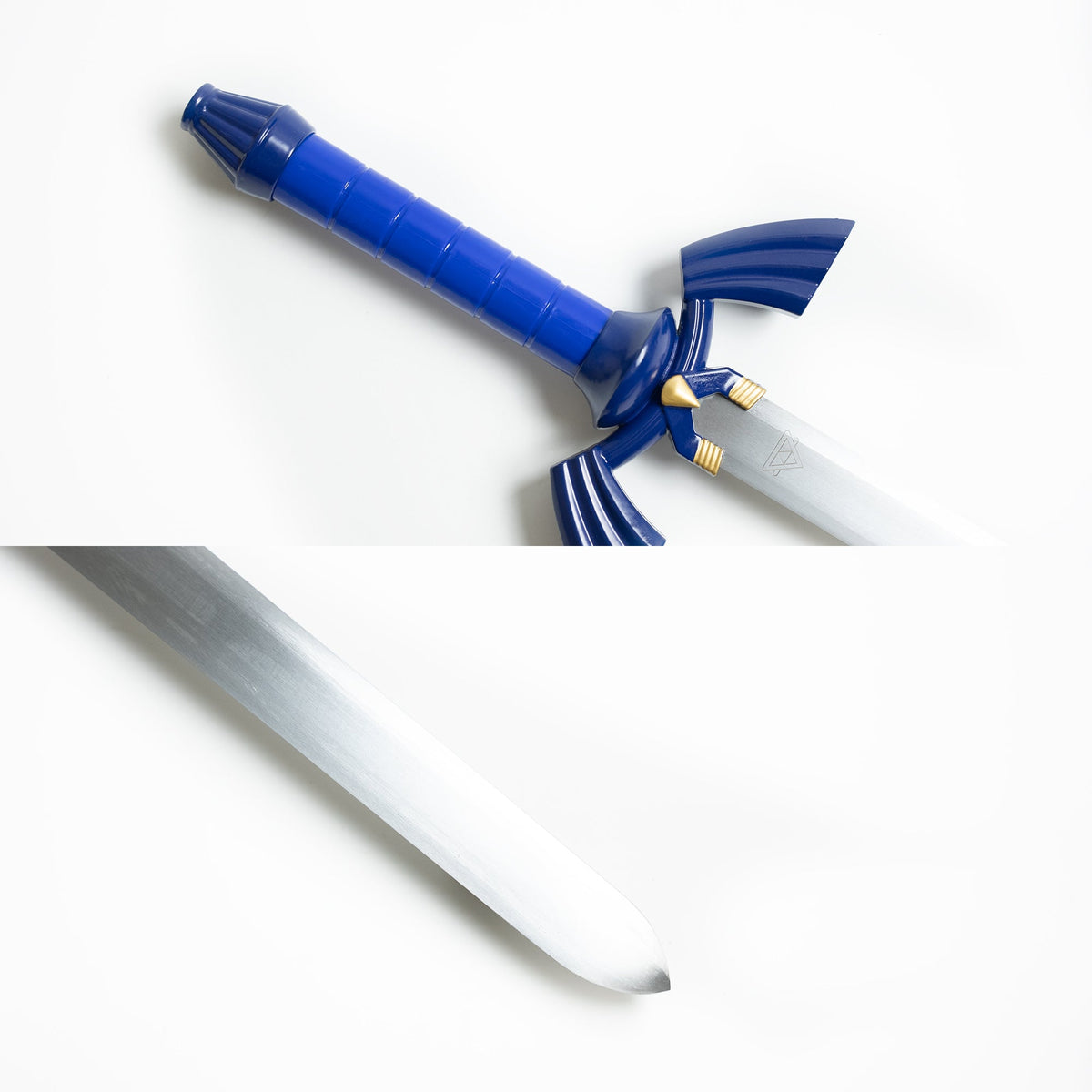 Link's Master Sword (with Sheath) Video Game Sword - Tophatter Daily Deals