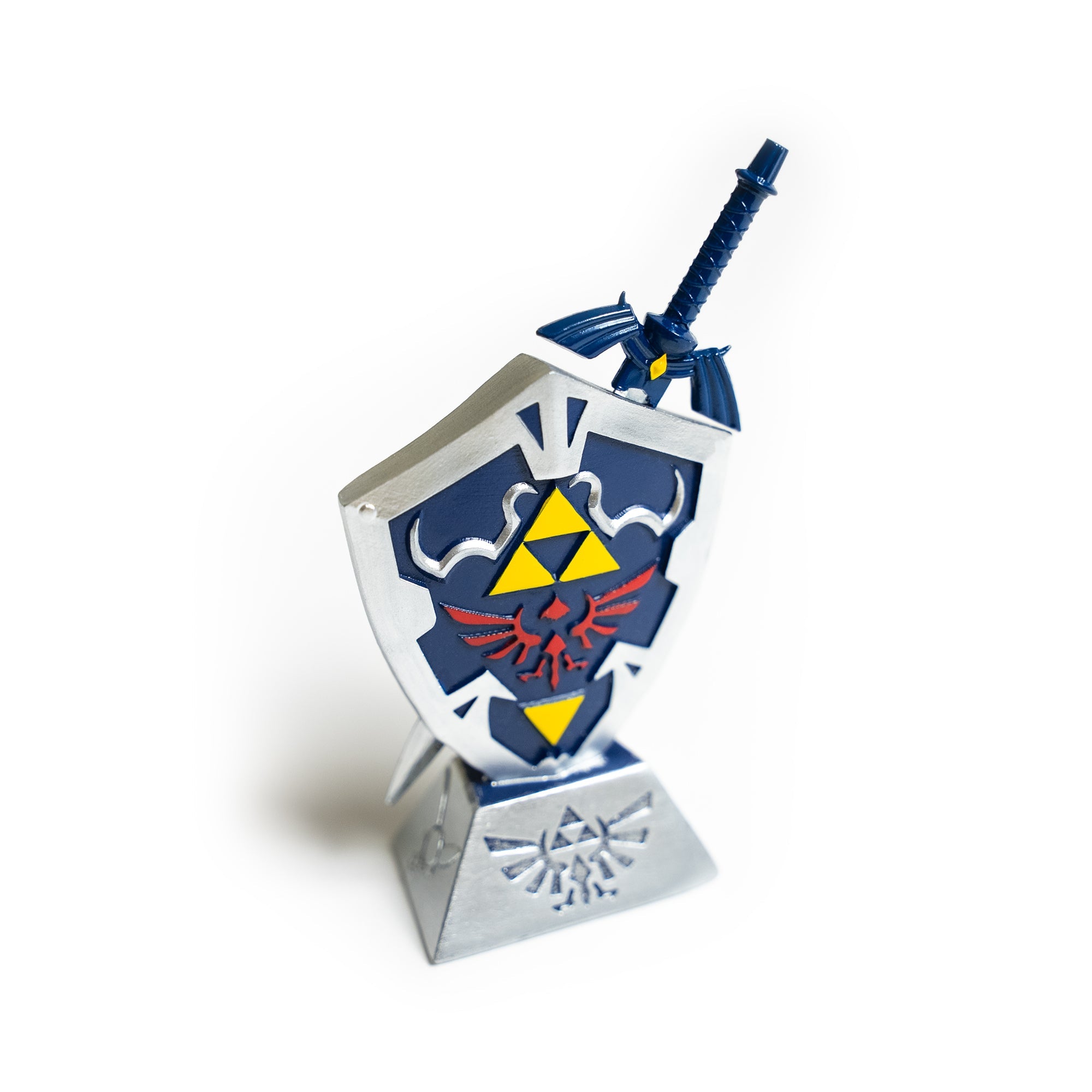 Link's Master Sword and Hylian Shield Letter Opener Video Game Sword - Tophatter Daily Deals