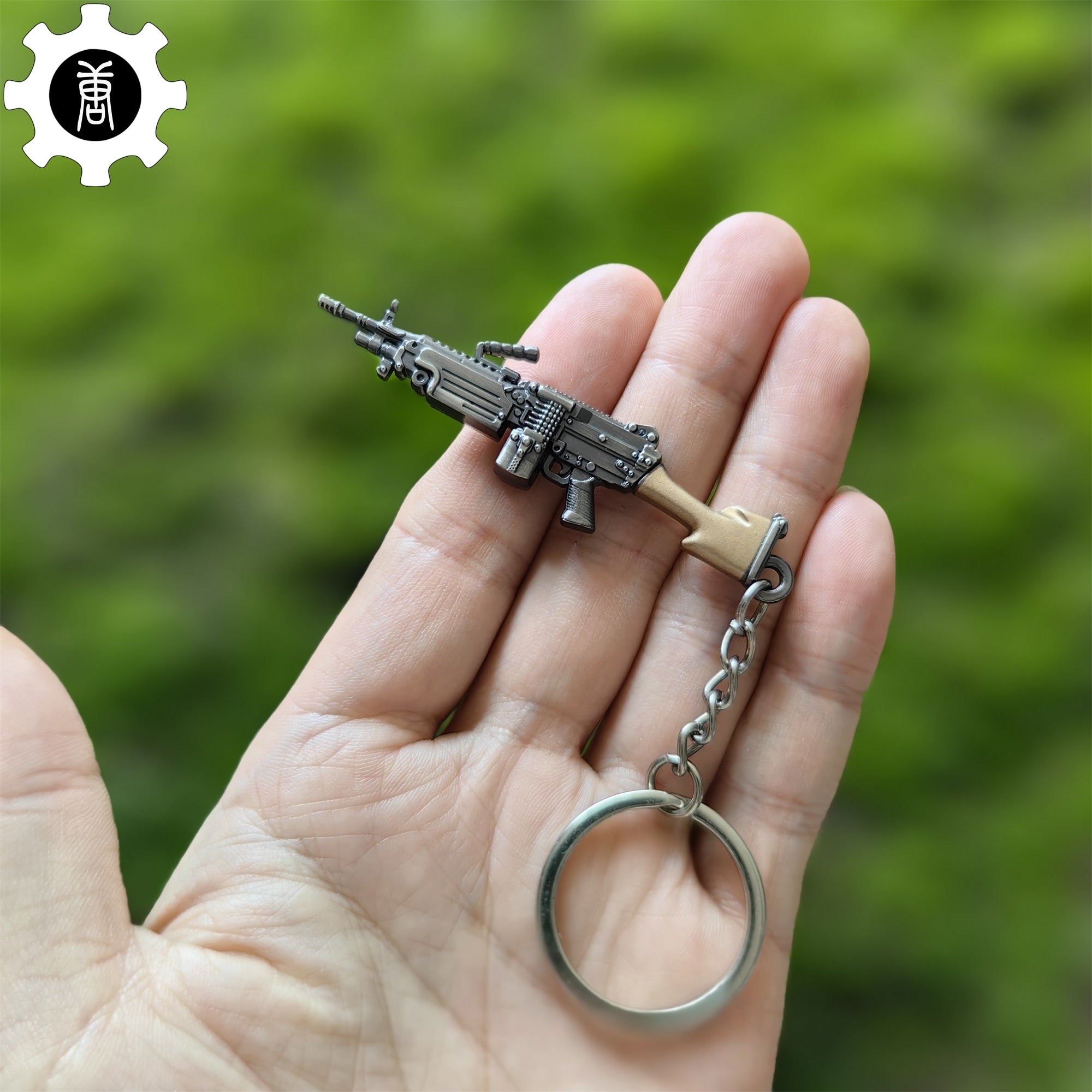 5 in 1 World Famous Machine Gun Keychain M249 - Tophatter Daily Deals