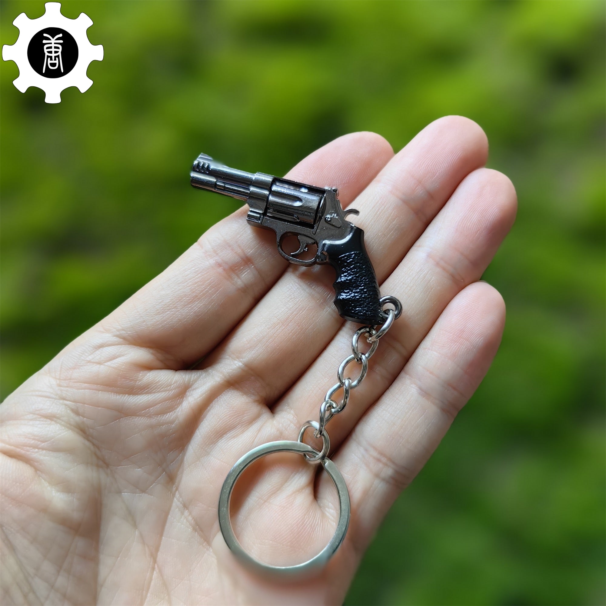 12 In 1 Metal World Famous Pistol Revolver Gun Keychain - Tophatter Daily Deals