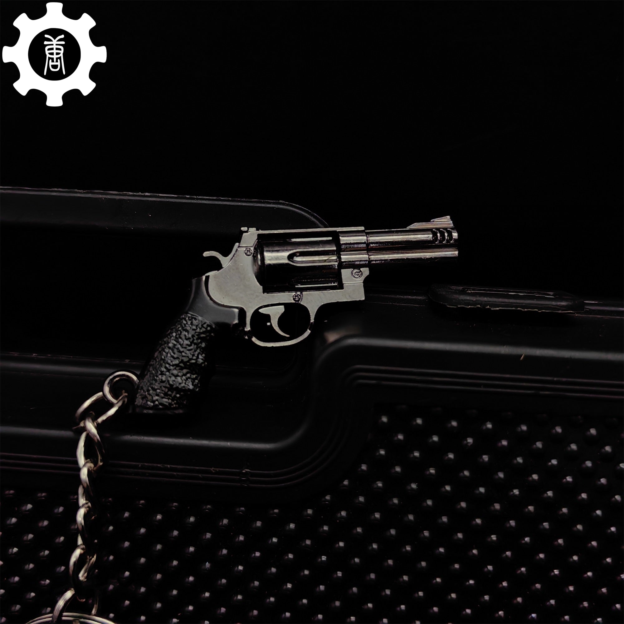 12 In 1 Metal World Famous Pistol Revolver Gun Keychain S&W M500 - Tophatter Daily Deals