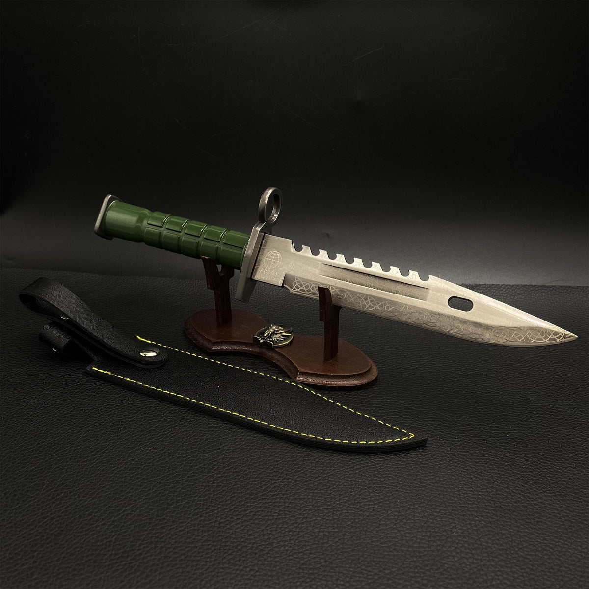 Blunt M9 Bayonet Metal Replicas 26CM/10" Lore & Stand - Tophatter Daily Deals