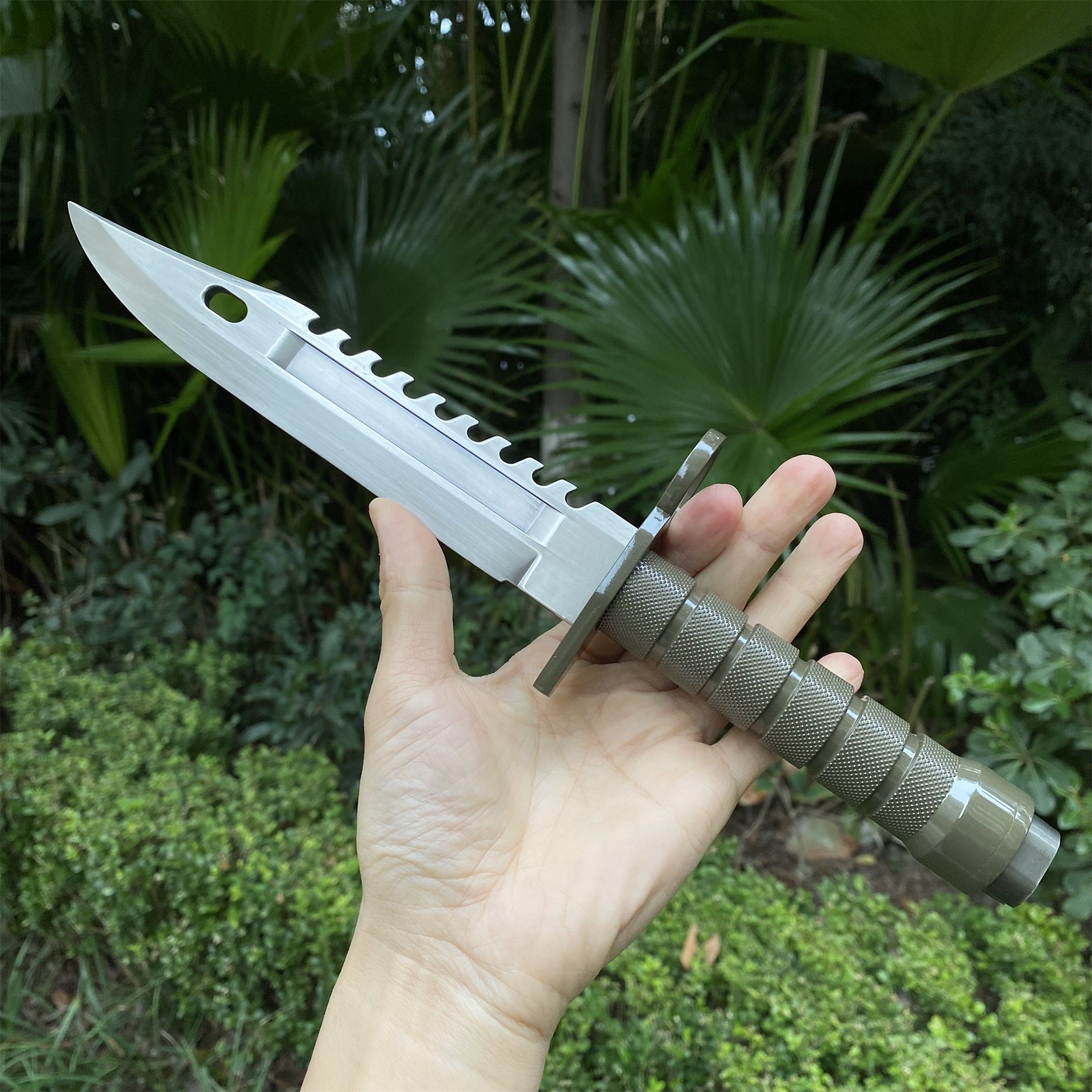 Re4 M9 Dagger Blunt Blade Metal Replica Dagger Only - Tophatter Daily Deals