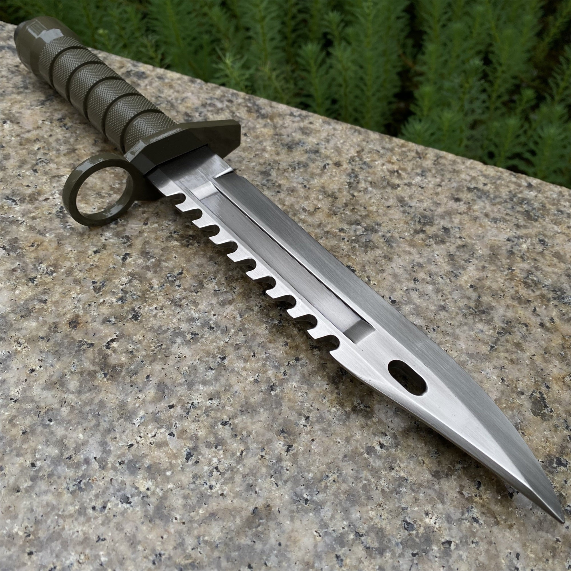 Re4 M9 Dagger Blunt Blade Metal Replica - Tophatter Daily Deals