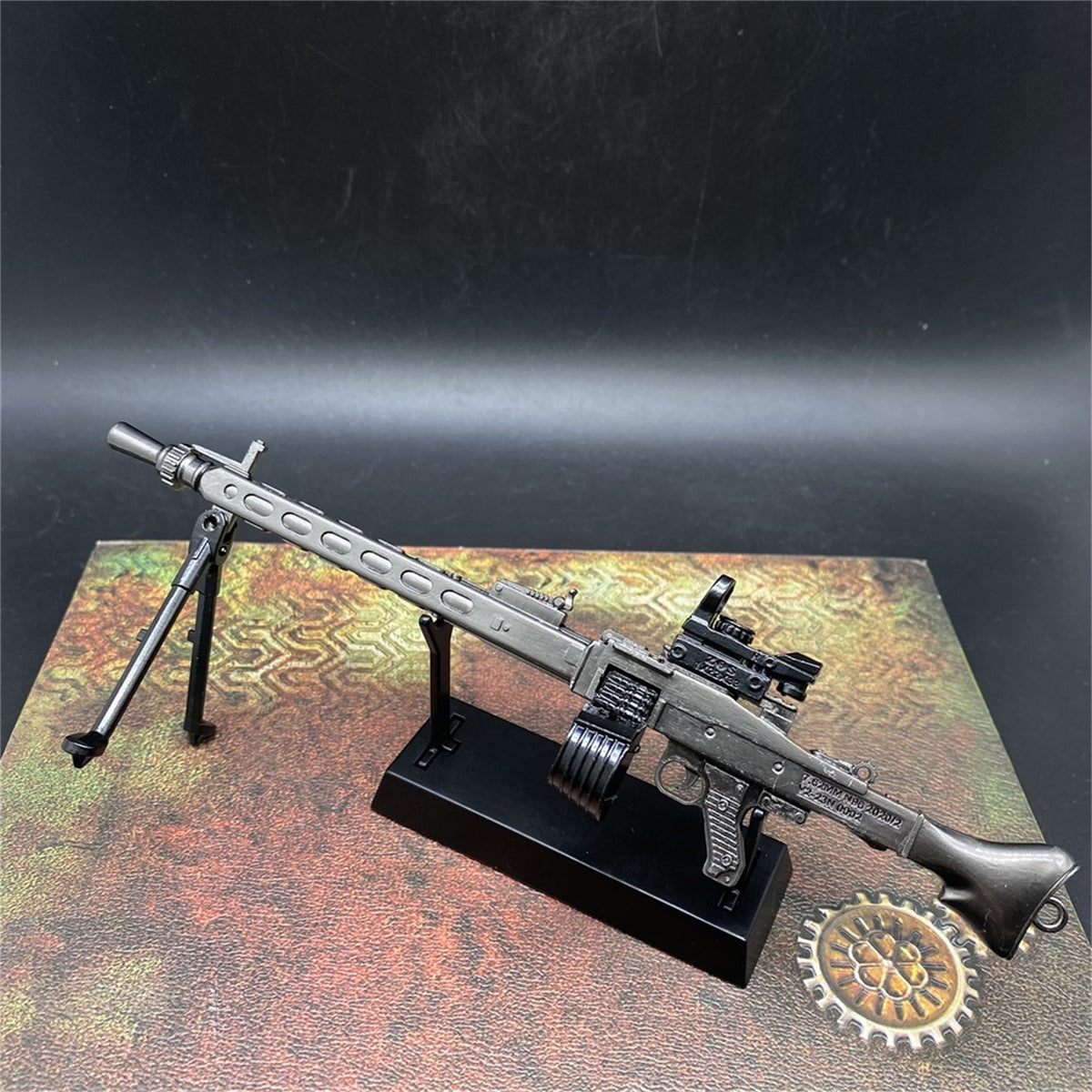 MG 3 Metal Miniature Machine Gun 19CM/7.5" With Metal Stand - Tophatter Daily Deals