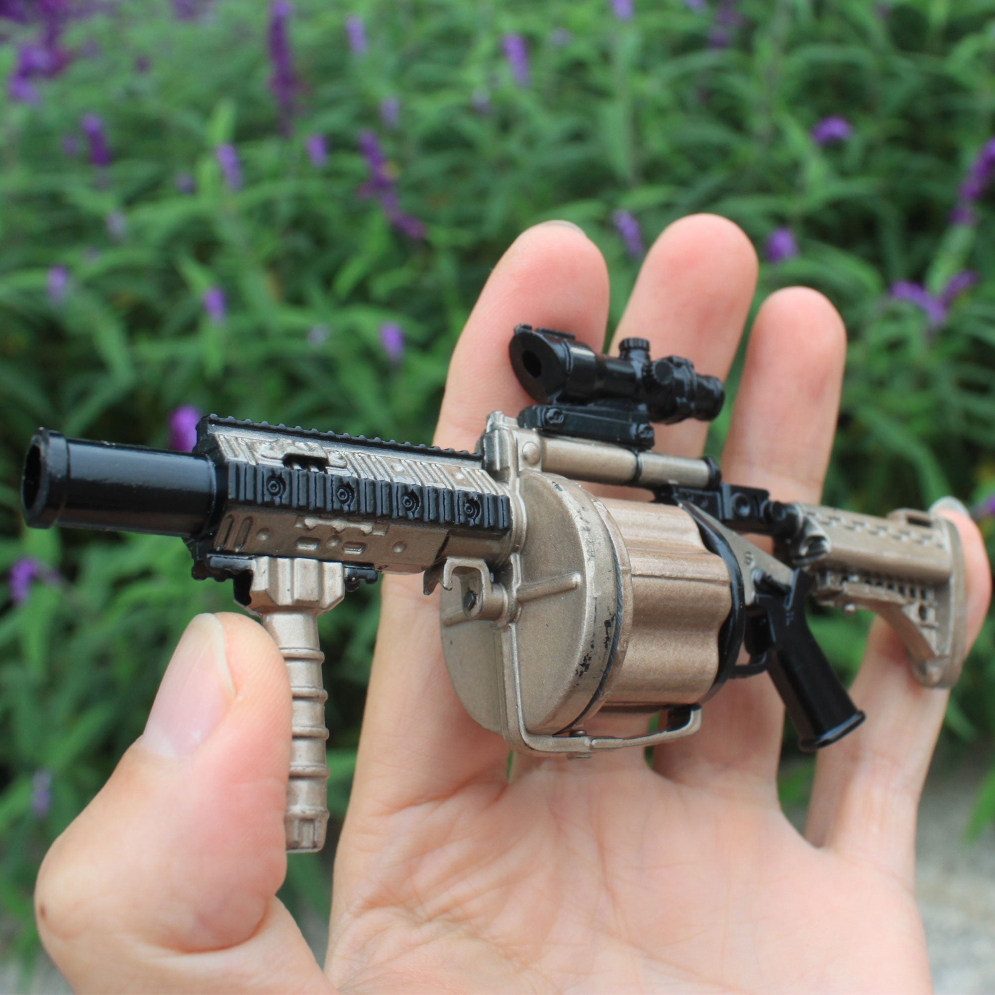 Grenade Launcher Metal Miniature Scale MGL Replica Military 13.5CM/5.3" - Tophatter Daily Deals