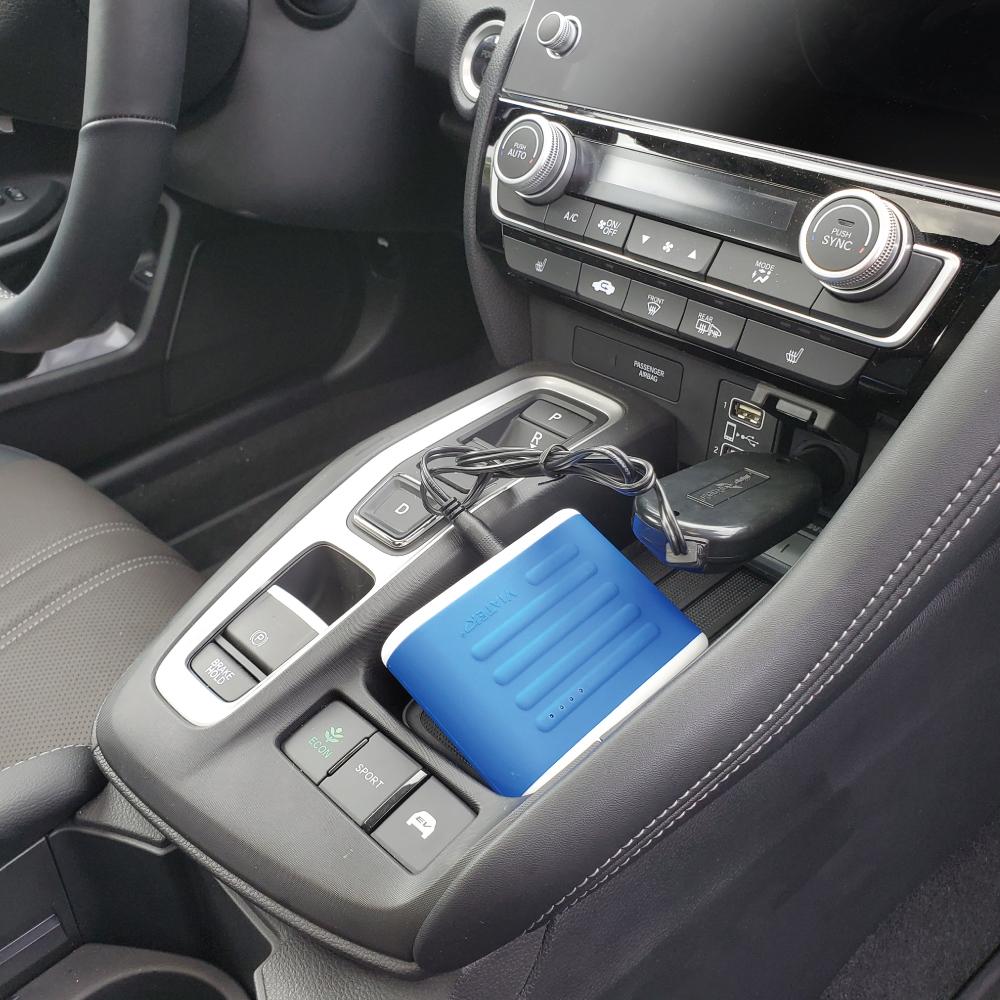 Pocket Jump: Power Bank and Car Jump Starter Power Bank - Tophatter Daily Deals