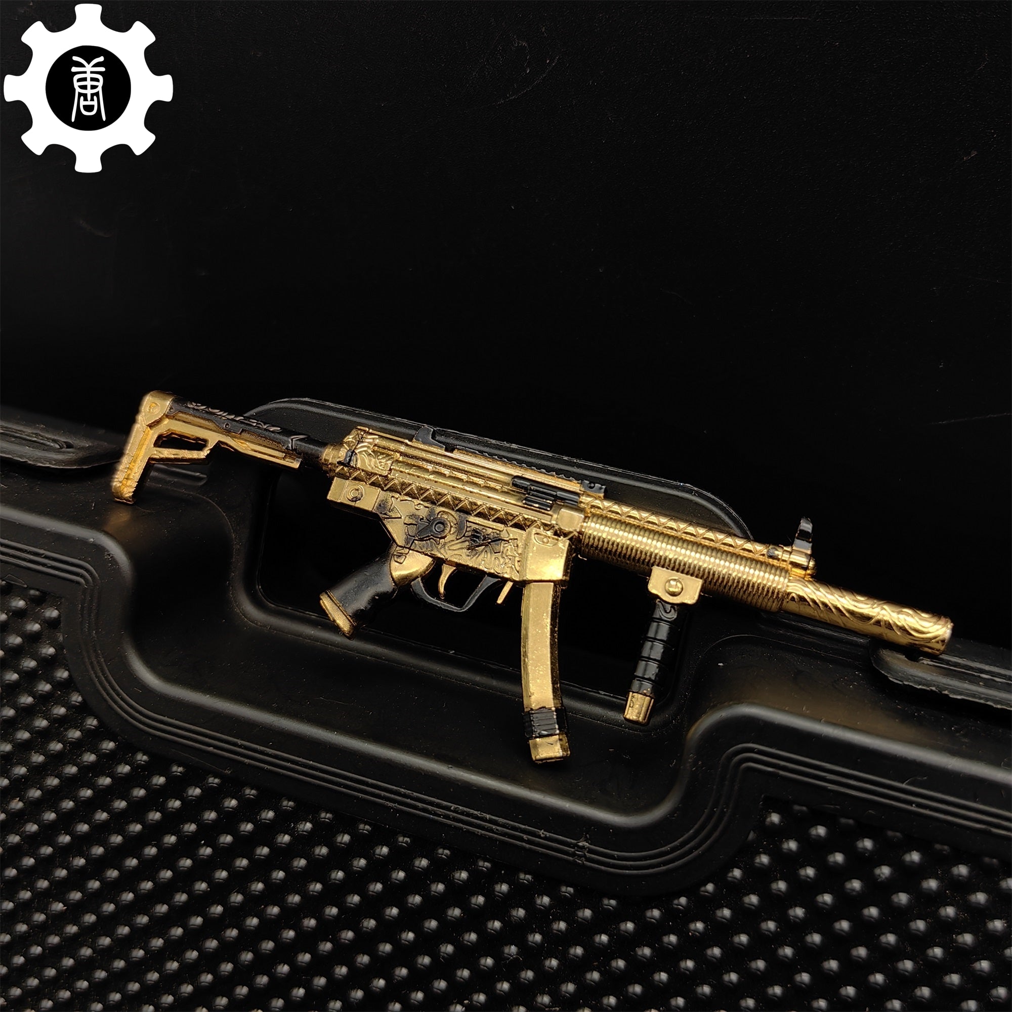 Tiny Metal Golden MP5 Submachine Gun Model Keychain - Tophatter Daily Deals