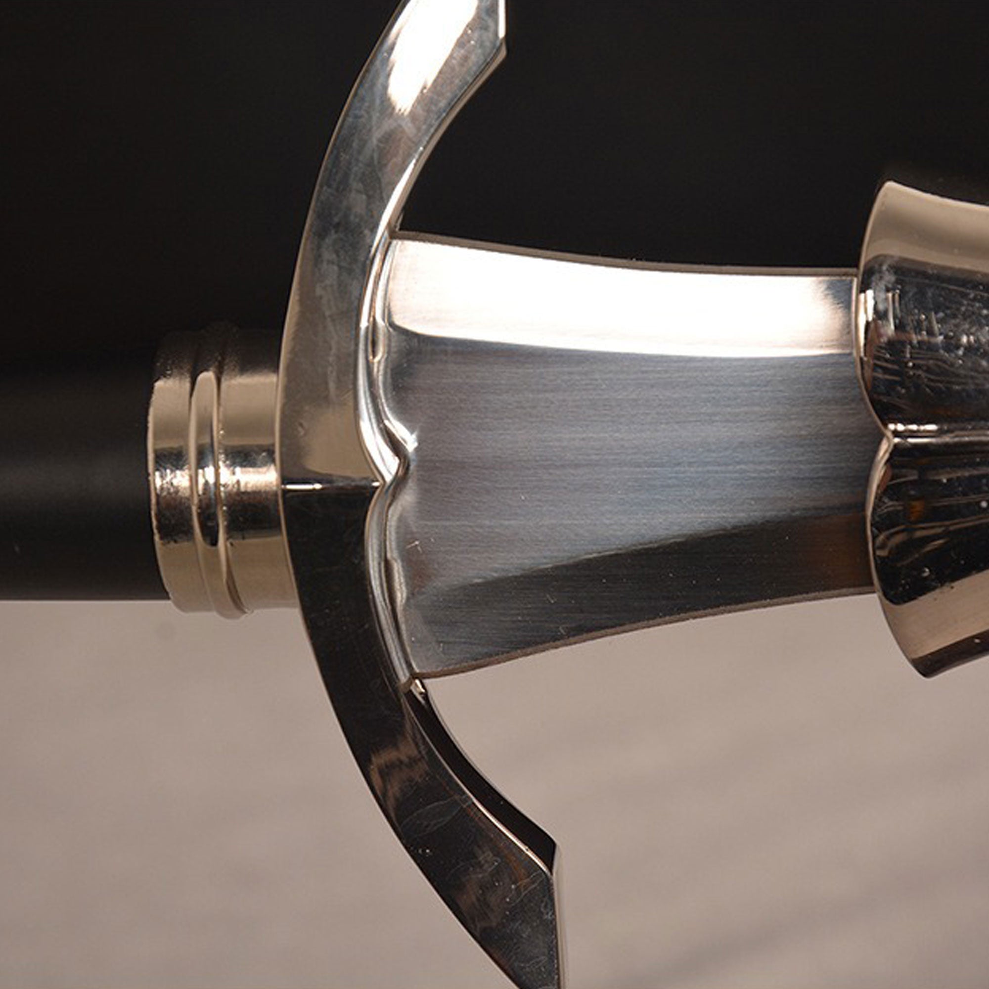 Medieval Knight Sword Display Art - Tophatter Daily Deals