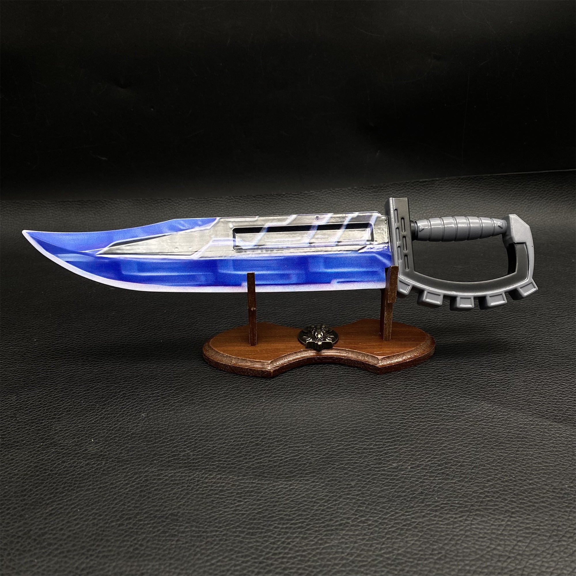 Melee Assault Knife Metal Replica 3 Options Knife A & Stand - Tophatter Daily Deals