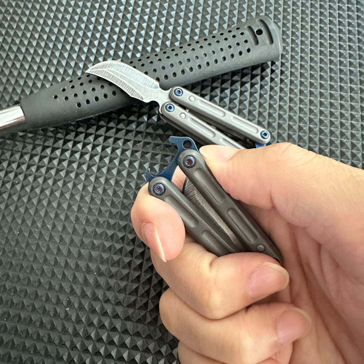 Mini Butterfly Knife Keychain - Tophatter Daily Deals