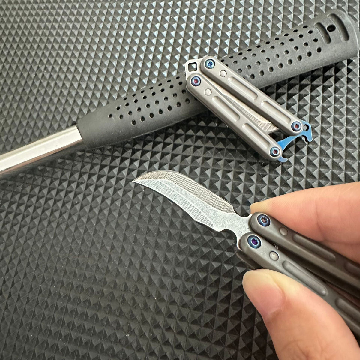 Mini Butterfly Knife Keychain - Tophatter Daily Deals