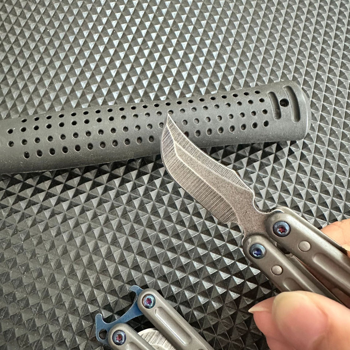 Mini Butterfly Knife Keychain - Tophatter Daily Deals