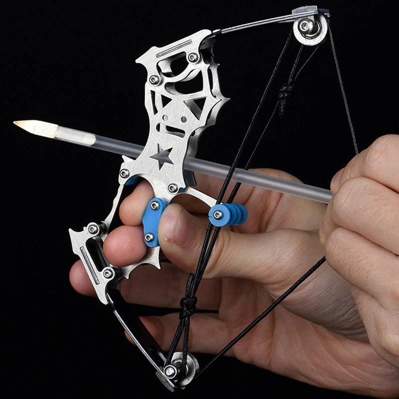 Mini Phantom Compound Bow - Tophatter Daily Deals