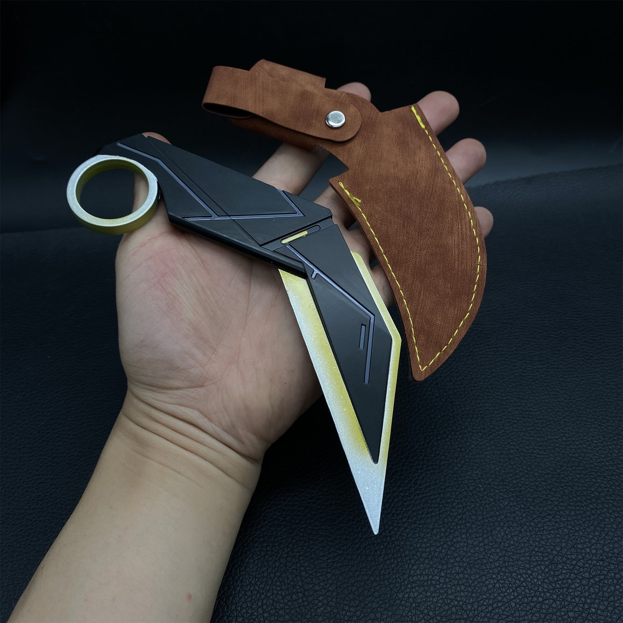 Metal Minima Karambit Replica knife - Tophatter Daily Deals