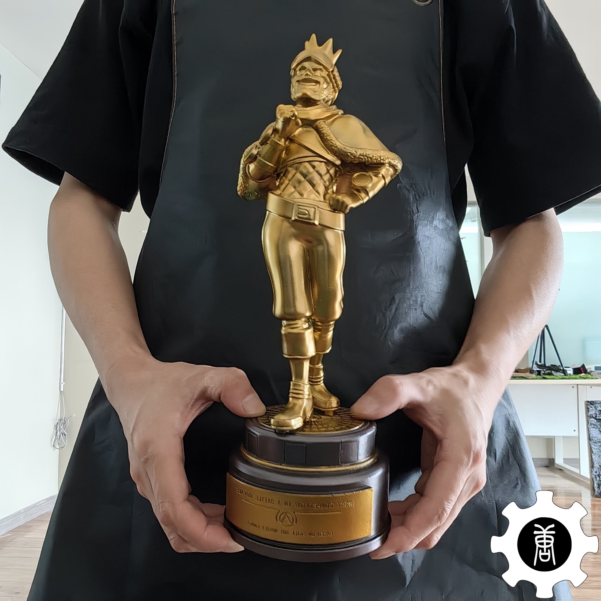 Mirage Heirloom Life-Size Shiny Trophy 3D Printed Replica - Tophatter Daily Deals