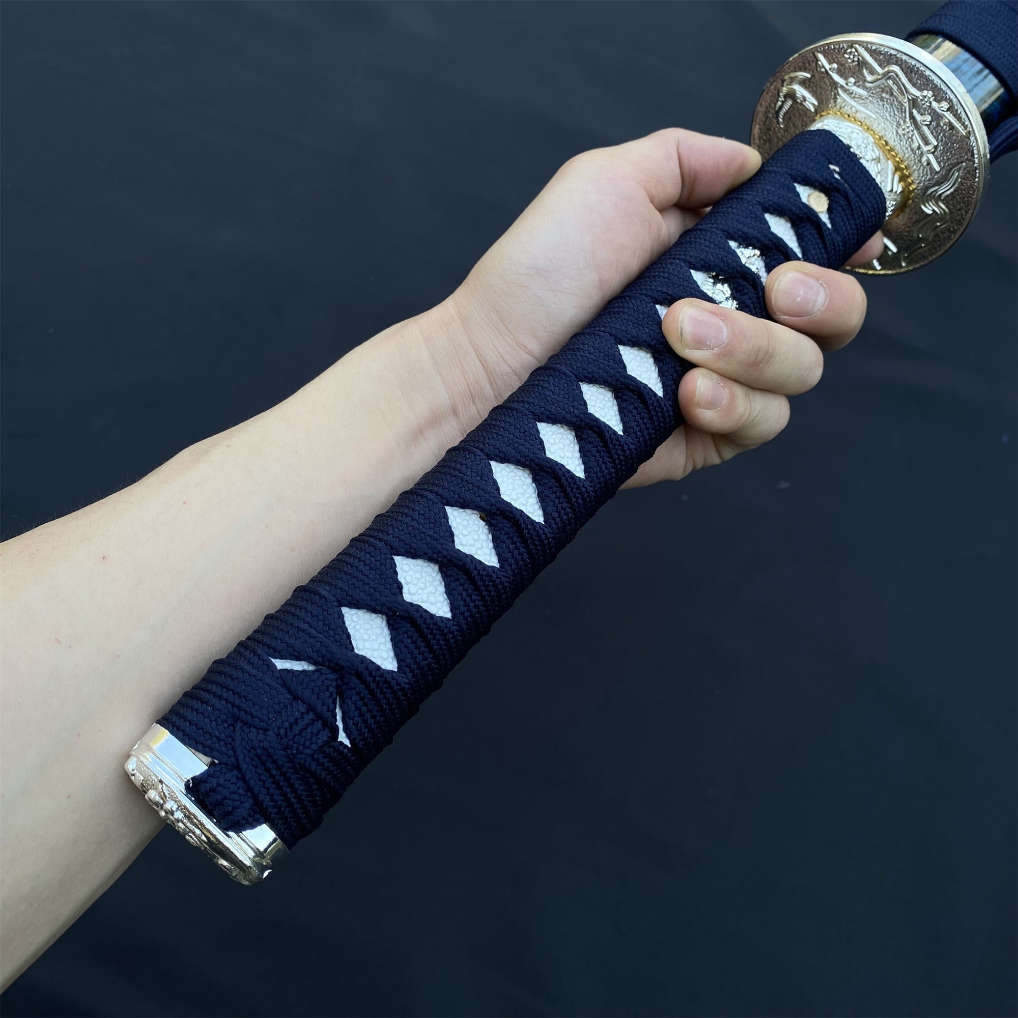 Japanese Samurai Katana - Moonlight Blade - Tophatter Daily Deals