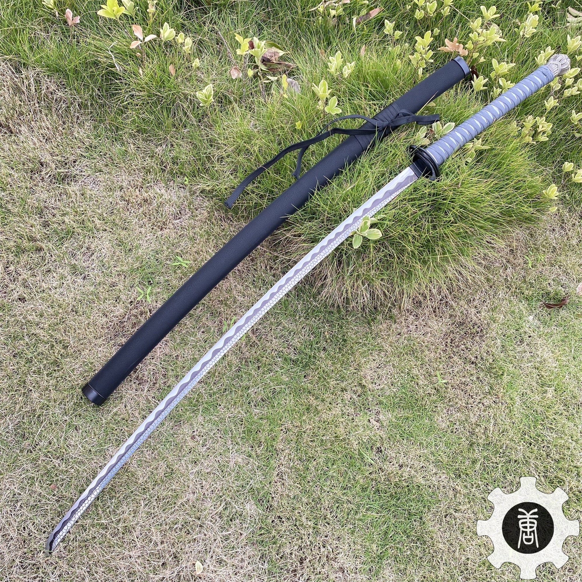 Moonveil Katana Real-Life Metal Replica - Tophatter Daily Deals