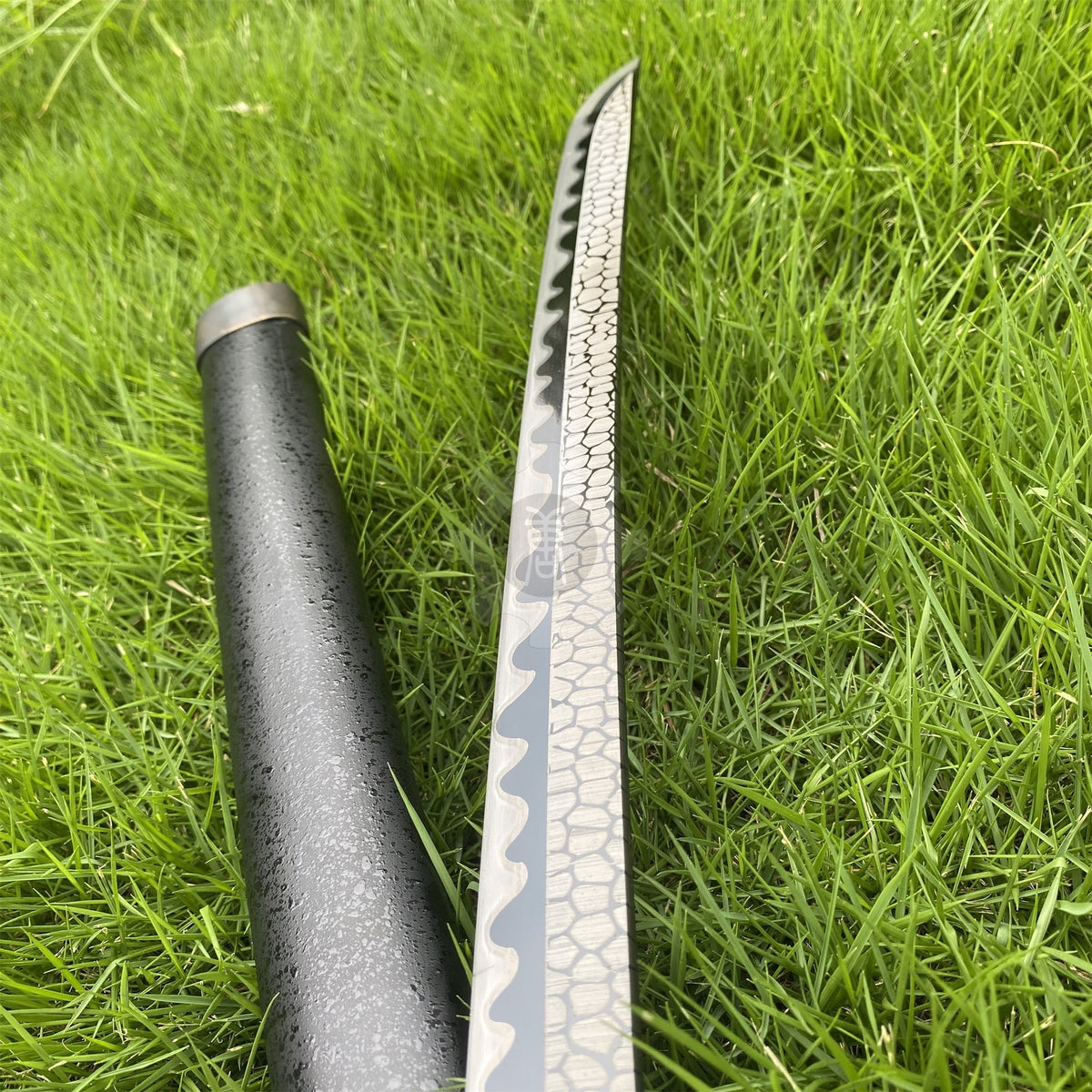 Real-Life Carbon Steel Moonveil Katana Replica - Tophatter Daily Deals