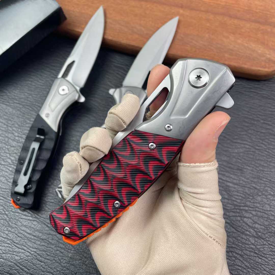 Moose G10 Folding Knife - Tophatter Daily Deals