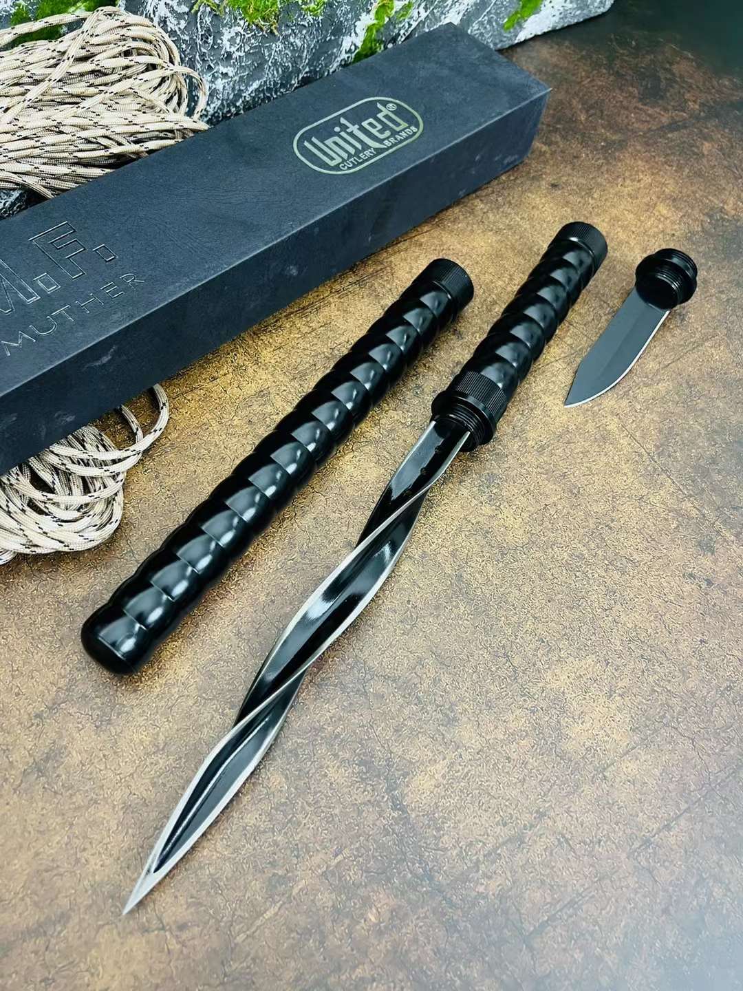 Multi-Functional Wolf Fang Triangular Knife - Tophatter Daily Deals